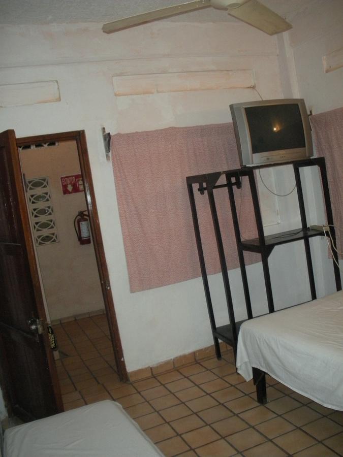 Posada Colonial Zihuatanejo Exterior photo