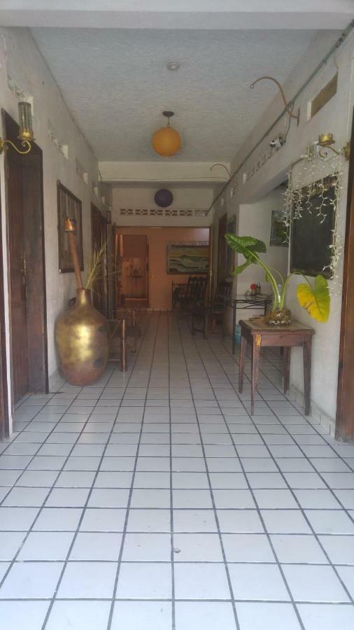 Posada Colonial Zihuatanejo Exterior photo